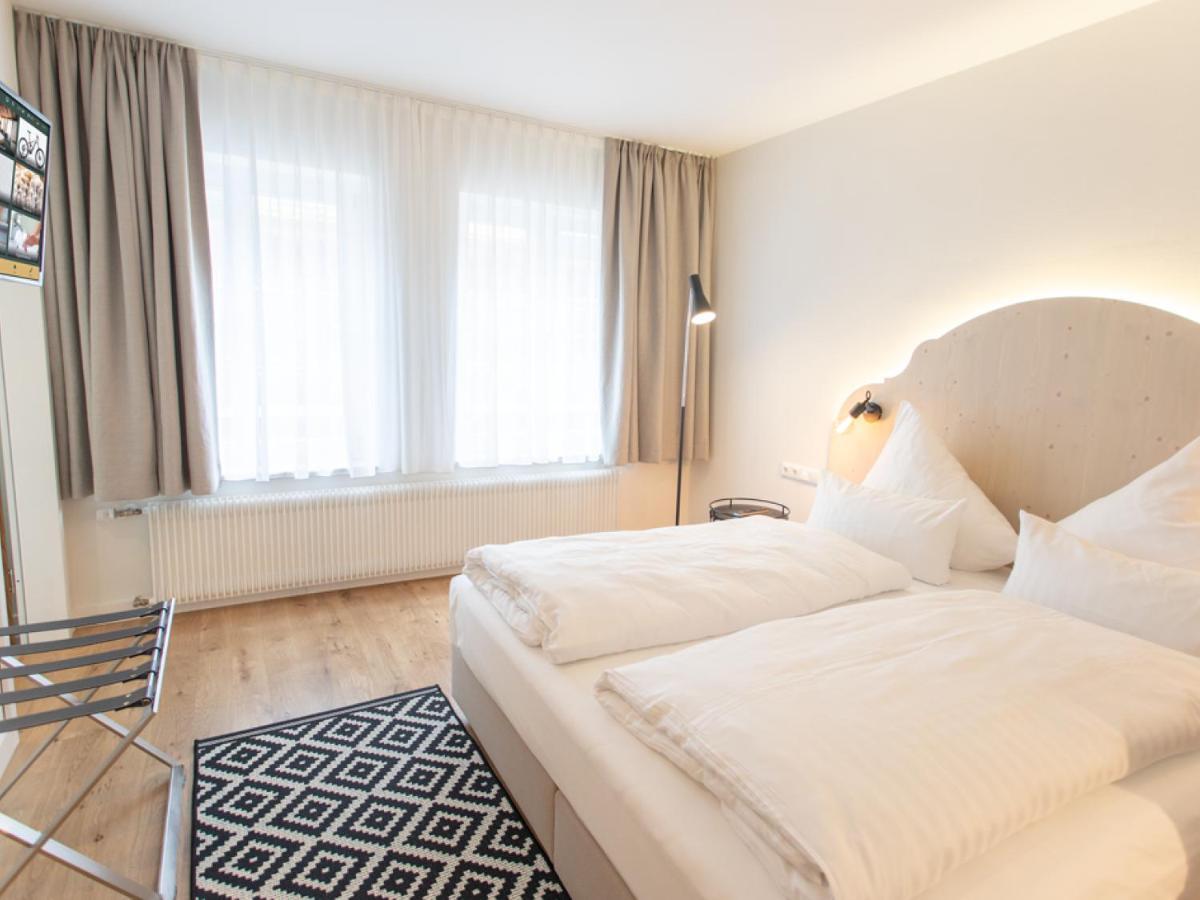 Hotel Tuchhaus Фольках Экстерьер фото